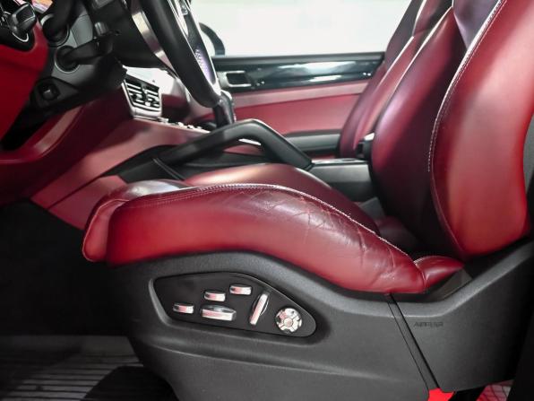 Porsche Cayenne III с пробегом 2019 года, цена 5 690 000 рублей, 117199 км, внедорожник, Автокод Объявления