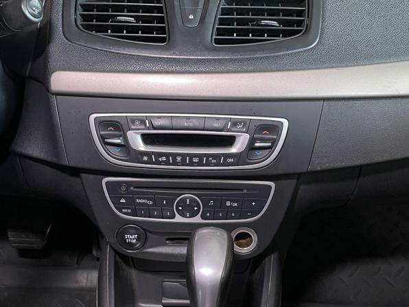 Renault Fluence I с пробегом 2012 года, цена 650 000 рублей, 305540 км, седан, Автокод Объявления