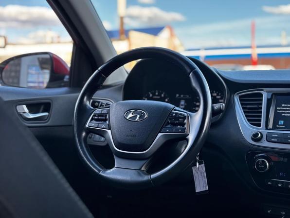 Hyundai Solaris II с пробегом 2020 года, цена 1 480 000 рублей, 102919 км, седан, Автокод Объявления