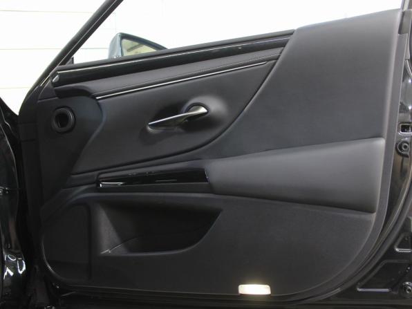 Lexus ES VII Рестайлинг с пробегом 2022 года, цена 4 495 000 рублей, 65000 км, седан, Автокод Объявления