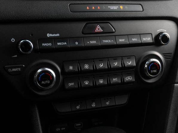 Kia Sportage IV Рестайлинг с пробегом 2020 года, цена 2 679 000 рублей, 76599 км, внедорожник, Автокод Объявления