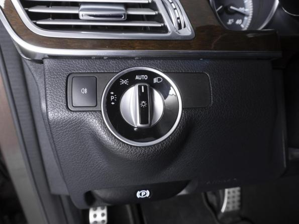 Mercedes-Benz E-Класс IV (W212 S212 C207) Рестайлинг с пробегом 2013 года, цена 2 220 000 рублей, 216131 км, седан, Автокод Объявления