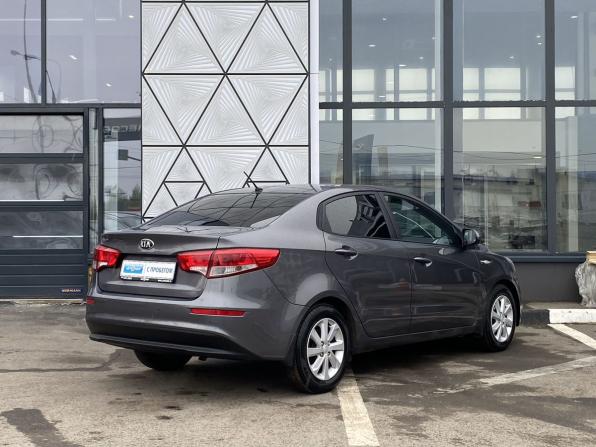 Kia Rio III Рестайлинг с пробегом 2016 года, цена 939 000 рублей, 171207 км, седан, Автокод Объявления