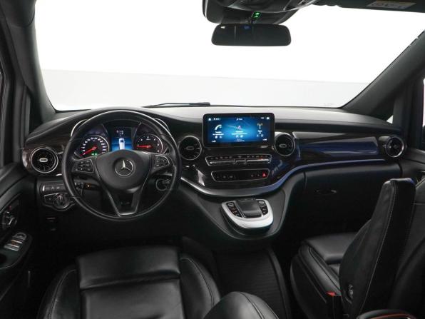 Mercedes-Benz V-Класс III (W447) Рестайлинг с пробегом 2022 года, цена 8 999 051 рубль, 93560 км, минивэн, Автокод Объявления