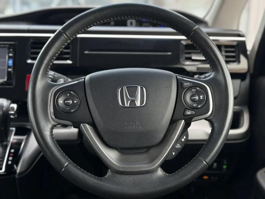 Honda Stepwgn V Рестайлинг Новосибирск  - изображение 16