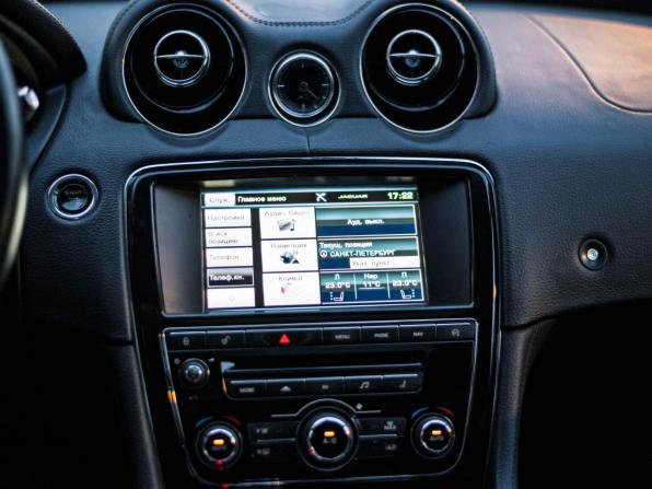 Jaguar XJ IV (X351) с пробегом 2014 года, цена 1 577 000 рублей, 121939 км, седан, Автокод Объявления