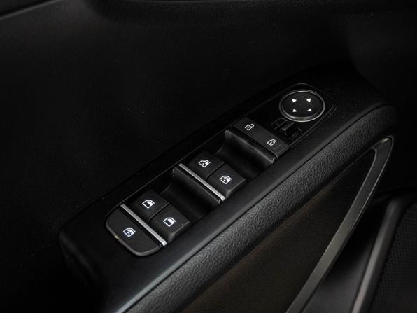 Kia Soul III с пробегом 2021 года, цена 2 240 000 рублей, 34511 км, хэтчбек, Автокод Объявления