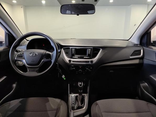 Hyundai Solaris II с пробегом 2018 года, цена 1 112 000 рублей, 161074 км, седан, Автокод Объявления