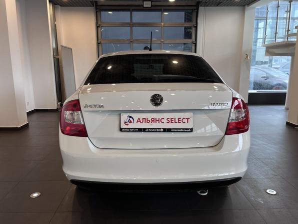 Skoda Rapid I с пробегом 2014 года, цена 680 000 рублей, 288566 км, лифтбек, Автокод Объявления