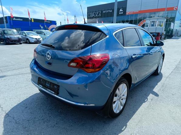 Opel Astra J Рестайлинг с пробегом 2012 года, цена 809 995 рублей, 102035 км, хэтчбек, Автокод Объявления