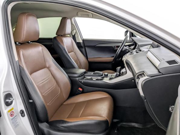 Lexus NX I с пробегом 2016 года, цена 2 590 000 рублей, 188260 км, внедорожник, Автокод Объявления