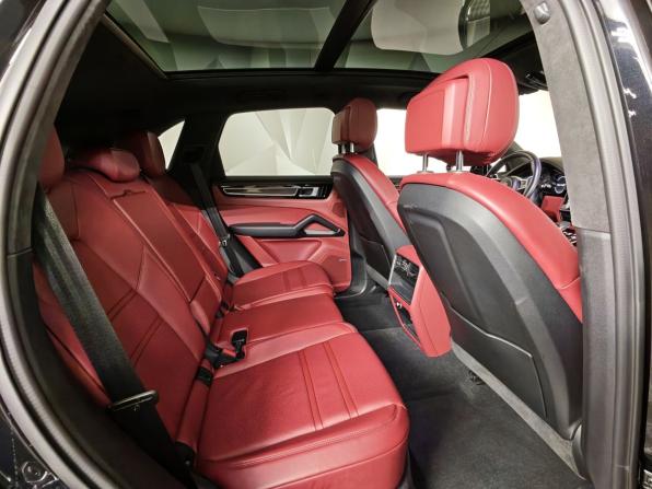 Porsche Cayenne III с пробегом 2018 года, цена 7 300 000 рублей, 67072 км, внедорожник, Автокод Объявления