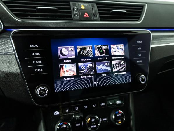 Skoda Superb III Рестайлинг с пробегом 2019 года, цена 2 599 700 рублей, 135189 км, лифтбек, Автокод Объявления