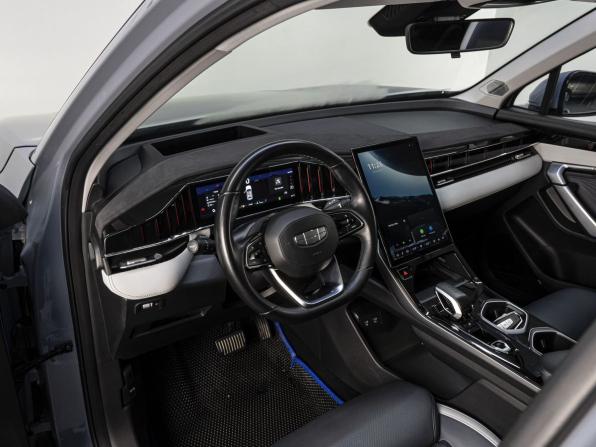 Geely Atlas II с пробегом 2023 года, цена 2 619 000 рублей, 54746 км, внедорожник, Автокод Объявления