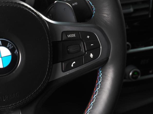 BMW 5 серии VII (G30/G31/G38) с пробегом 2018 года, цена 2 875 000 рублей, 155610 км, седан, Автокод Объявления