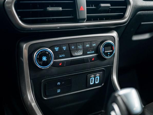 Ford EcoSport II Рестайлинг с пробегом 2020 года, цена 1 275 000 рублей, 81884 км, внедорожник, Автокод Объявления