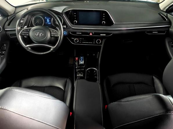 Hyundai Sonata VIII (DN8) с пробегом 2021 года, цена 2 460 000 рублей, 130300 км, седан, Автокод Объявления