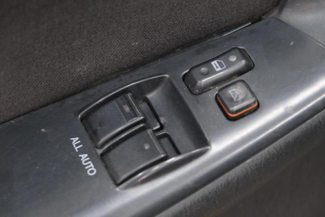 Toyota Corolla IX (E120 E130) Рестайлинг с пробегом 2006 года, цена 499 000 рублей, 250000 км, седан, Автокод Объявления