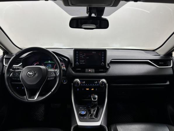 Toyota RAV4 V (XA50) с пробегом 2020 года, цена 3 330 000 рублей, 105866 км, внедорожник, Автокод Объявления