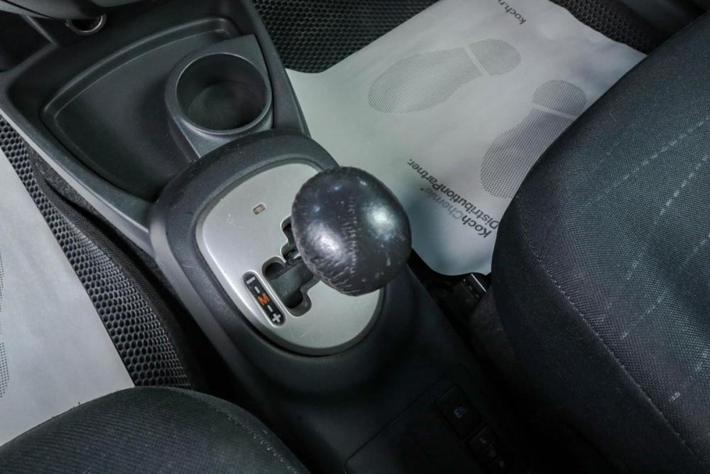 Toyota Yaris II Челябинск  - изображение 15