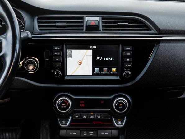 Kia Rio IV с пробегом 2019 года, цена 1 445 000 рублей, 77288 км, седан, Автокод Объявления