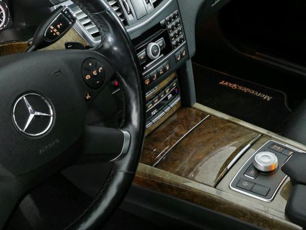 Mercedes-Benz E-Класс IV (W212 S212 C207) с пробегом 2010 года, цена 1 315 000 рублей, 228741 км, седан, Автокод Объявления