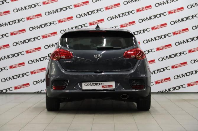 Kia Ceed II Рестайлинг с пробегом 2017 года, цена 795 950 рублей, 281063 км, хэтчбек, Автокод Объявления
