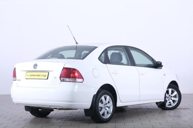 Volkswagen Polo V с пробегом 2011 года, цена 859 000 рублей, 106300 км, седан, Автокод Объявления