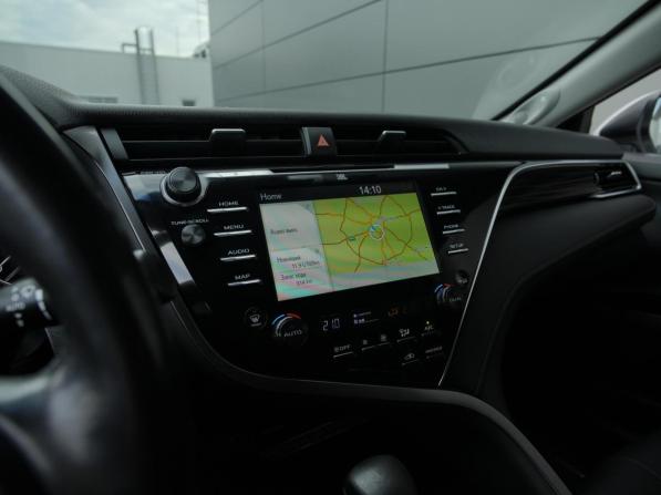 Toyota Camry VIII (XV70) с пробегом 2018 года, цена 2 949 000 рублей, 114197 км, седан, Автокод Объявления