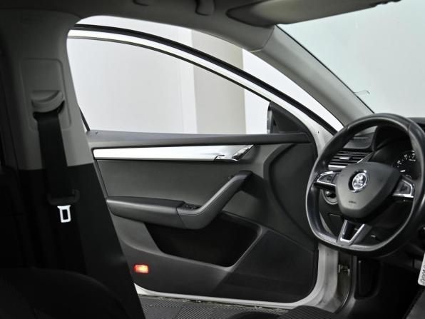 Skoda Octavia III (A7) с пробегом 2015 года, цена 1 149 000 рублей, 195000 км, лифтбек, Автокод Объявления