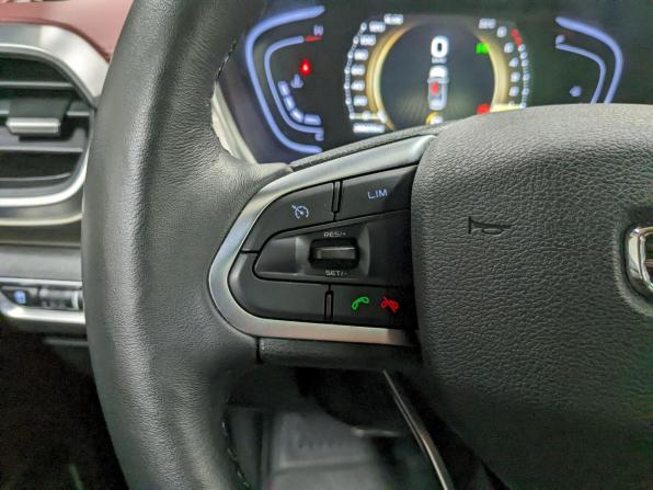 Geely Coolray I с пробегом 2023 года, цена 1 840 000 рублей, 28615 км, внедорожник, Автокод Объявления