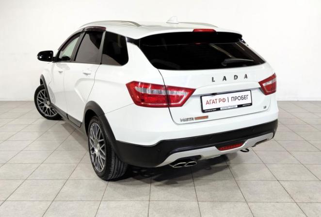 Lada (ВАЗ) Vesta I с пробегом 2018 года, цена 1 090 000 рублей, 75798 км, универсал, Автокод Объявления