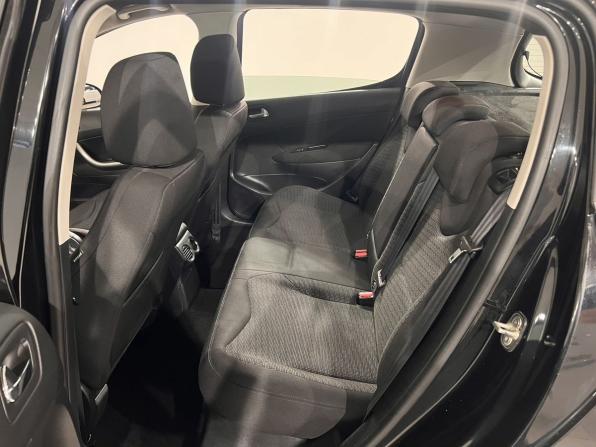 Peugeot 308 I Рестайлинг с пробегом 2012 года, цена 450 000 рублей, 177780 км, хэтчбек, Автокод Объявления