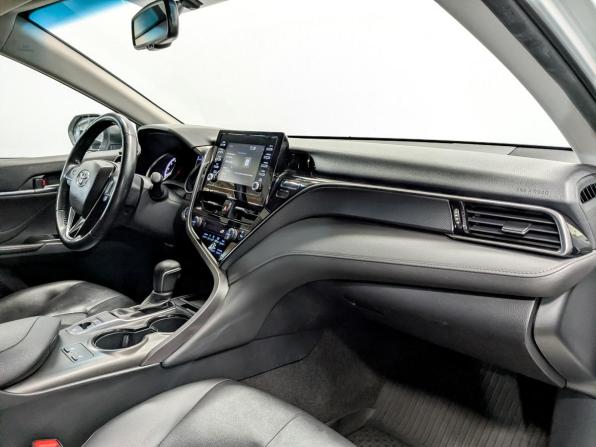 Toyota Camry VIII (XV70) Рестайлинг с пробегом 2021 года, цена 3 225 000 рублей, 47174 км, седан, Автокод Объявления