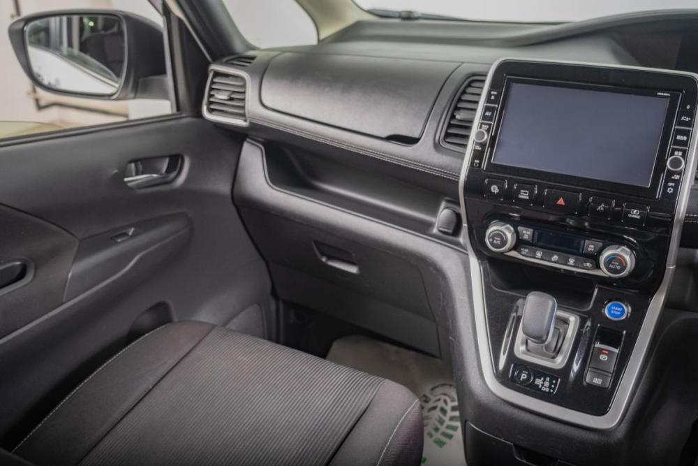 Nissan Serena V (C27) Томск  - изображение 12