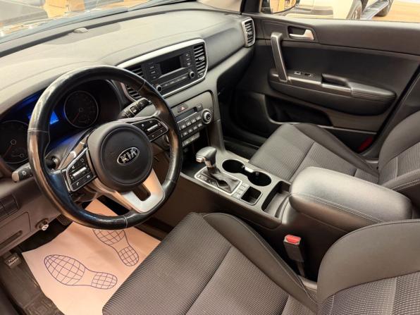 Kia Sportage IV Рестайлинг с пробегом 2018 года, цена 1 648 000 рублей, 161000 км, внедорожник, Автокод Объявления