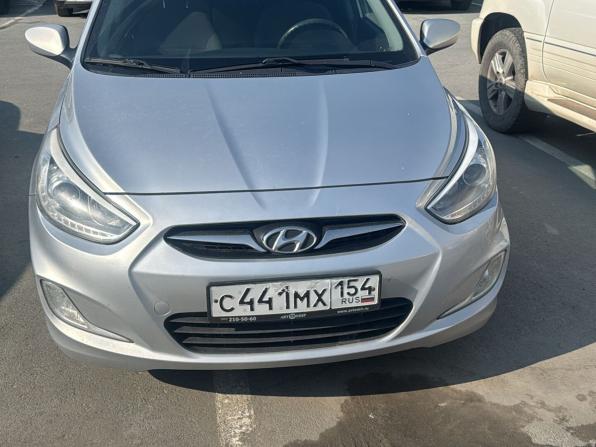 Hyundai Solaris I с пробегом 2013 года, цена 825 000 рублей, 124726 км, хэтчбек, Автокод Объявления