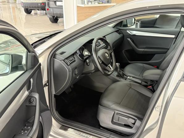 Skoda Octavia III (A7) Рестайлинг с пробегом 2019 года, цена 1 999 000 рублей, 43494 км, лифтбек, Автокод Объявления