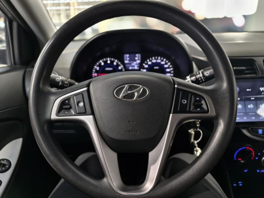 Hyundai Solaris I Рестайлинг Курск  - изображение 11