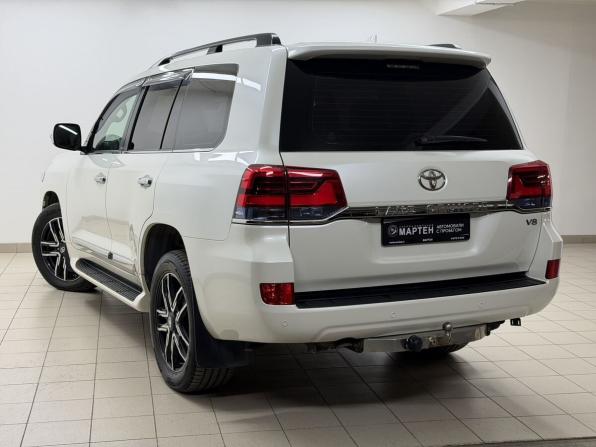 Toyota Land Cruiser 200 Series Рестайлинг 2 с пробегом 2016 года, цена 5 400 000 рублей, 206705 км, внедорожник, Автокод Объявления