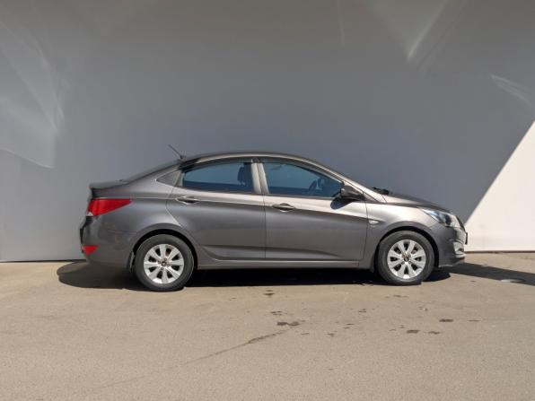 Hyundai Solaris I Рестайлинг с пробегом 2016 года, цена 1 290 000 рублей, 33637 км, седан, Автокод Объявления