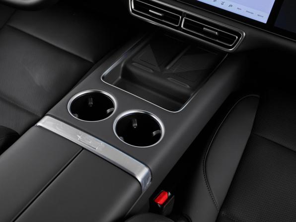 Новый Li Auto (Lixiang) L9 I Рестайлинг 2025 года, цена 11 799 000 рублей, внедорожник, Автокод Объявления