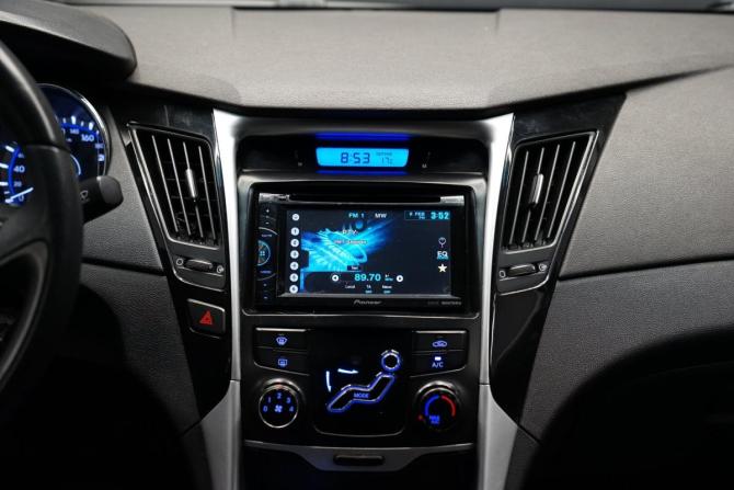 Hyundai Sonata VI (YF) с пробегом 2010 года, цена 1 085 000 рублей, 261254 км, седан, Автокод Объявления