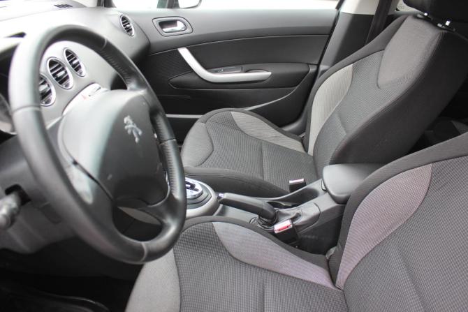 Peugeot 308 I Рестайлинг с пробегом 2012 года, цена 557 000 рублей, 166073 км, хэтчбек, Автокод Объявления