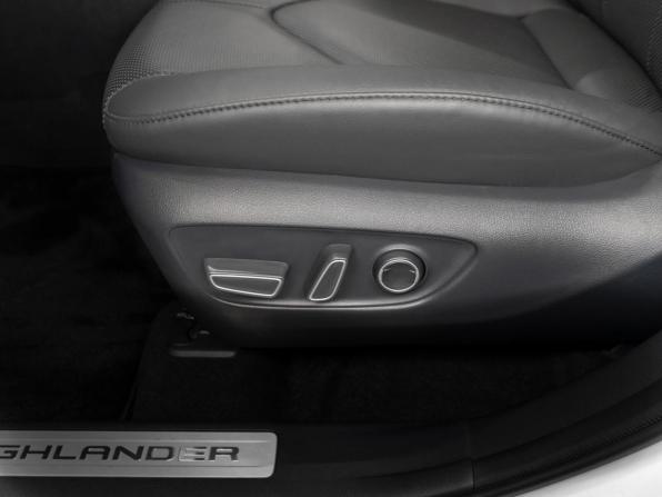 Toyota Highlander IV (XU70) с пробегом 2025 года, цена 5 225 000 рублей, 50 км, внедорожник, Автокод Объявления