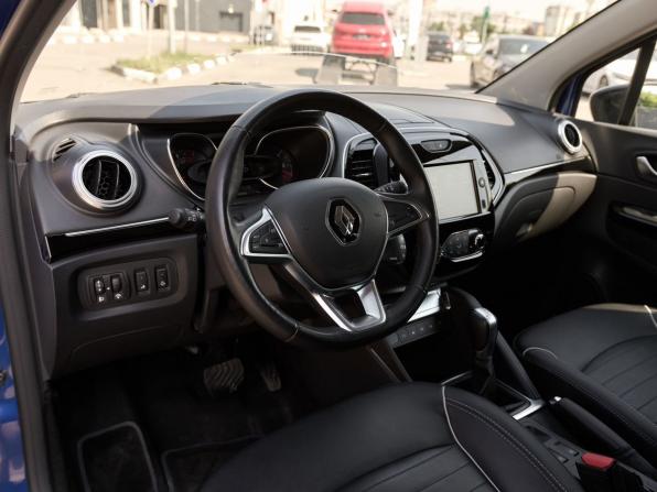 Renault Kaptur I Рестайлинг с пробегом 2020 года, цена 1 678 000 рублей, 73473 км, внедорожник, Автокод Объявления