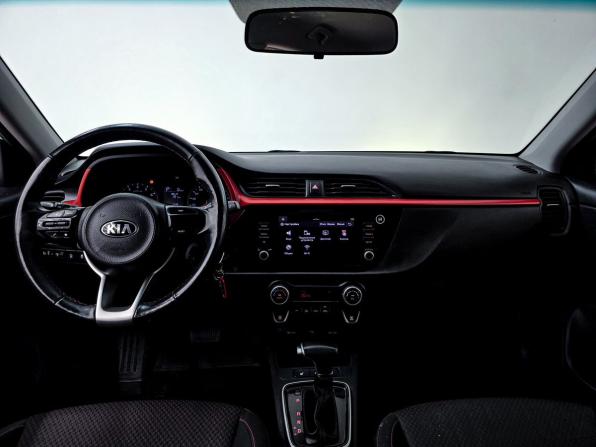 Kia Rio IV Рестайлинг с пробегом 2021 года, цена 1 649 000 рублей, 137000 км, хэтчбек, Автокод Объявления