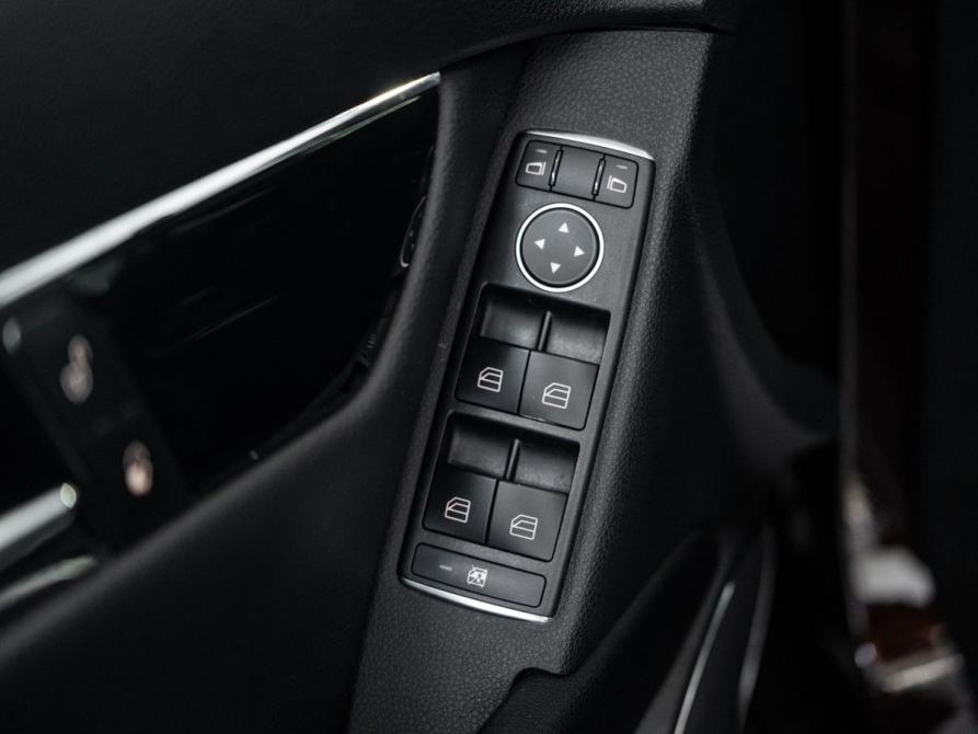 Mercedes-Benz C-Класс III (W204) Иркутск  - изображение 16