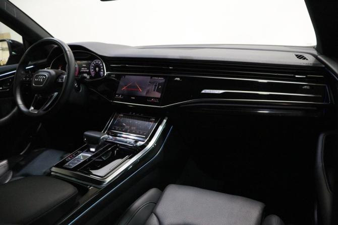 Audi Q8 I (4M) с пробегом 2019 года, цена 8 350 000 рублей, 25000 км, внедорожник, Автокод Объявления