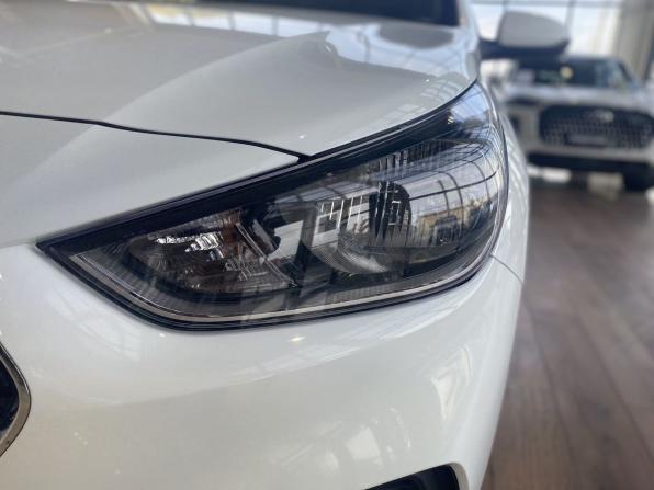 Hyundai Solaris II с пробегом 2019 года, цена 1 365 000 рублей, 90974 км, седан, Автокод Объявления